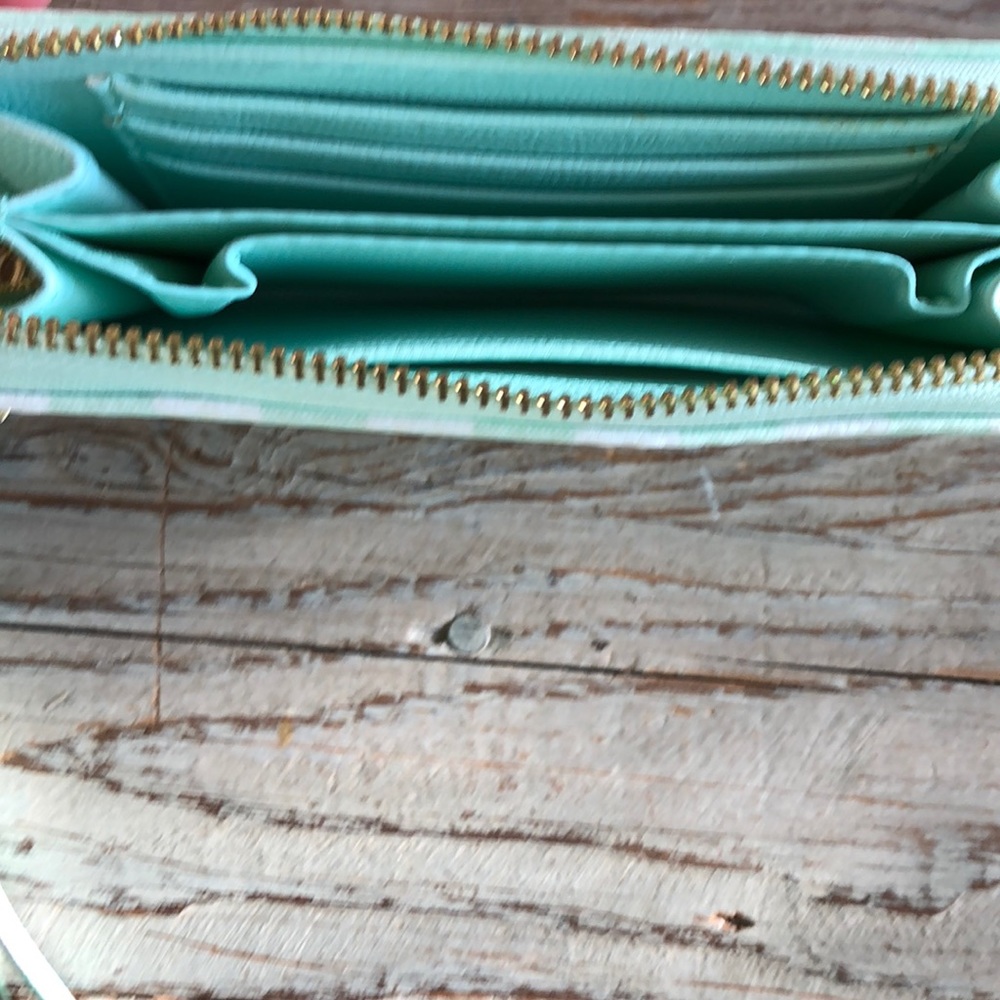 Wallet - Picture 3 of 3